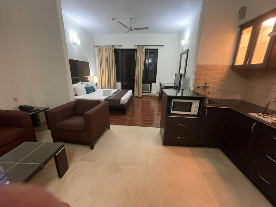 Park Serviced Apartments - Cyber City Gurgaon Bagian luar foto