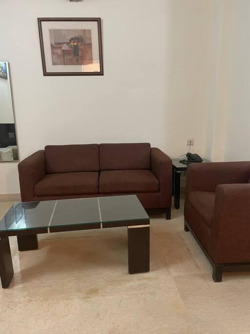 Park Serviced Apartments - Cyber City Gurgaon Bagian luar foto